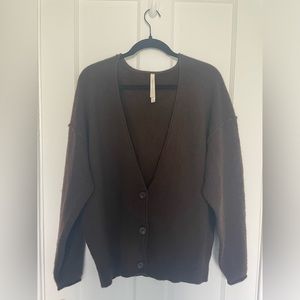 Aritzia Babaton 100% Cashmere Cardigan S in Dark Brown